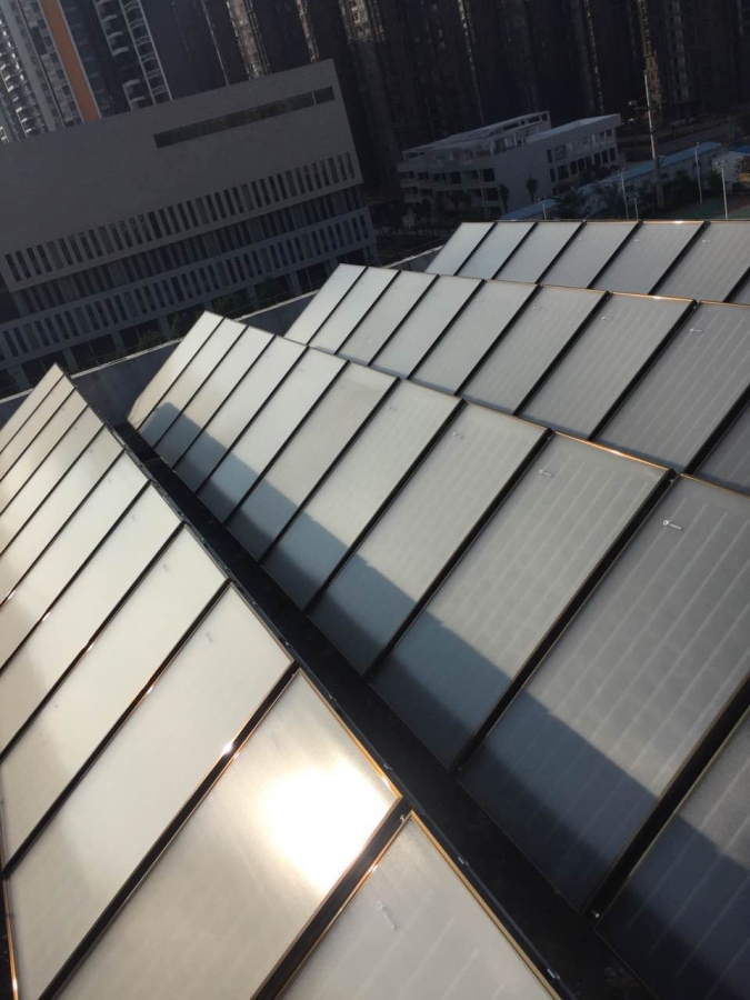 海南省交通學(xué)校二期男生宿舍樓太陽能熱水工程